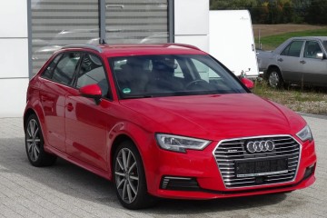 1.4 TSI Etron Hybryda Plug In 204KM! LEDY Navi Opłacony!
